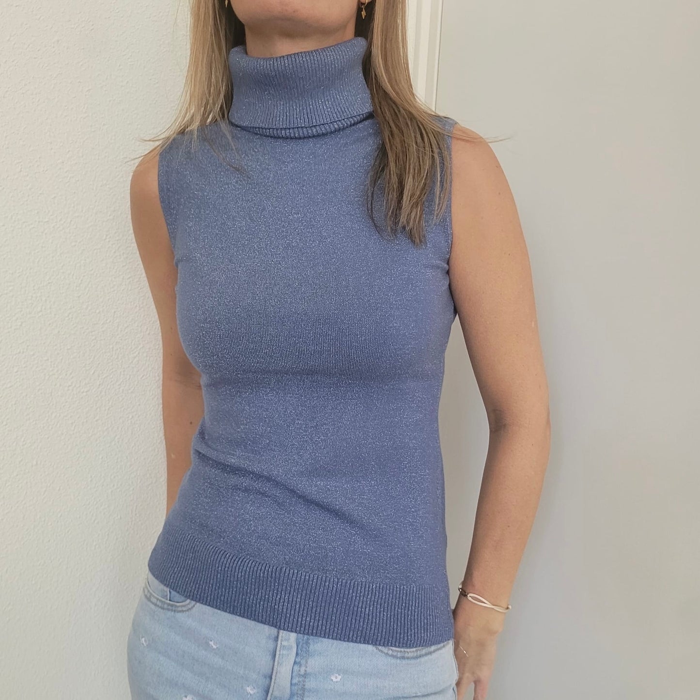 Top met col lurex blauw